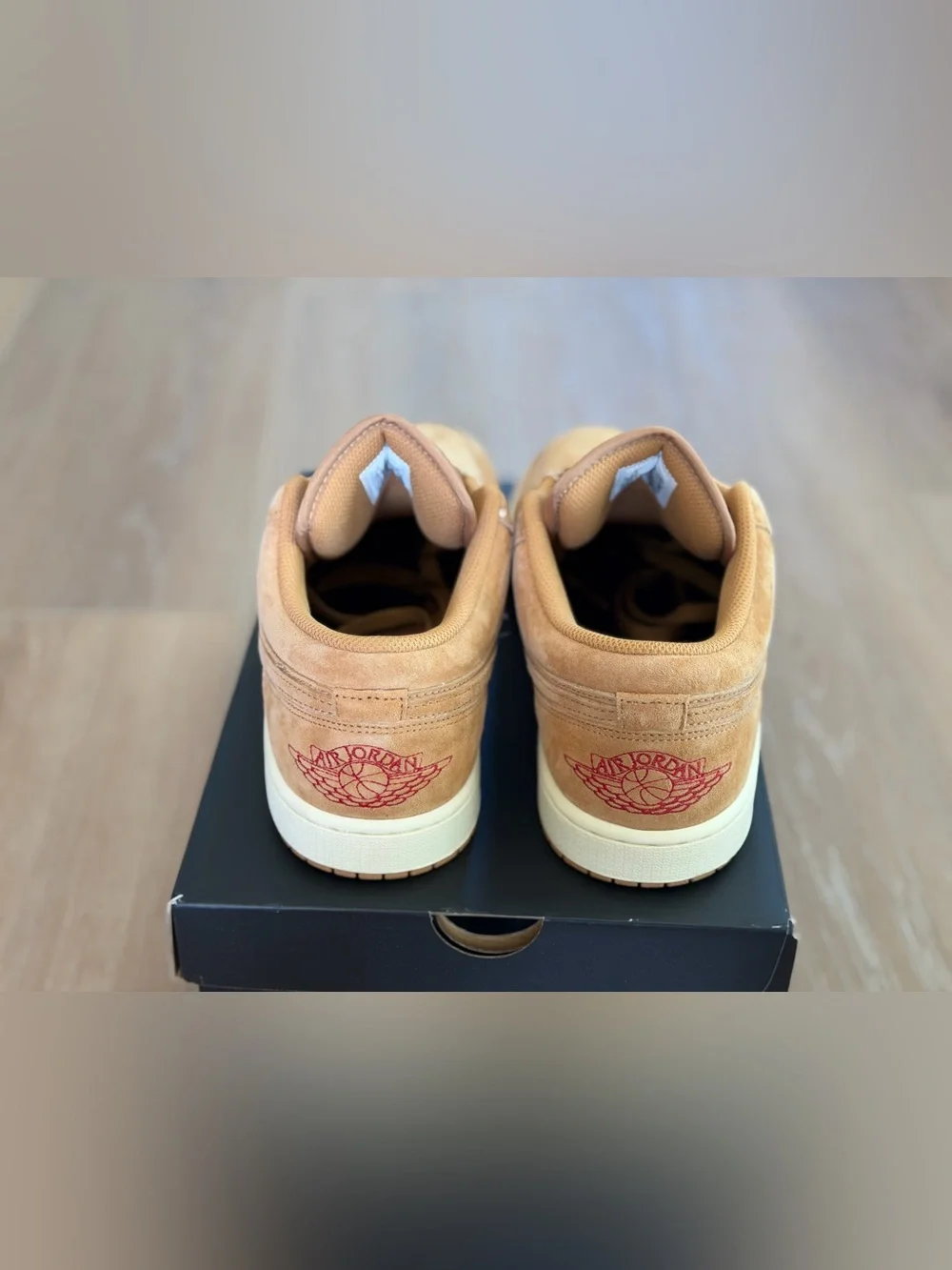 Jordan 1 Low SE Flax 9.5